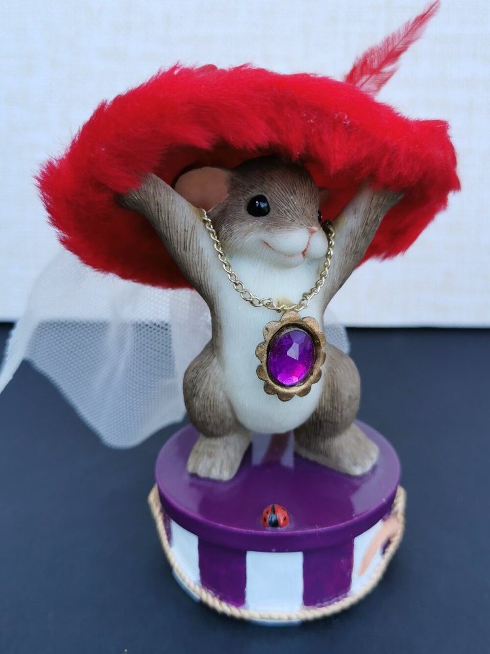 Fitz & Floyd Charming Tails You've Got Style Figurine Mice Mouse Red Hat Ladies